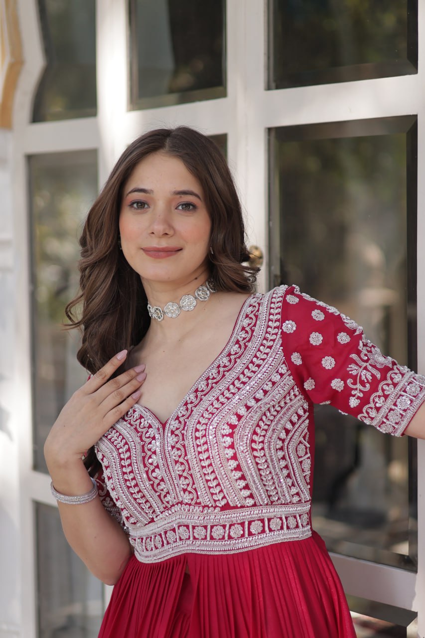 Elegant Star Georgette Lehenga Kurti Set – Fusion of Grace & Glamour