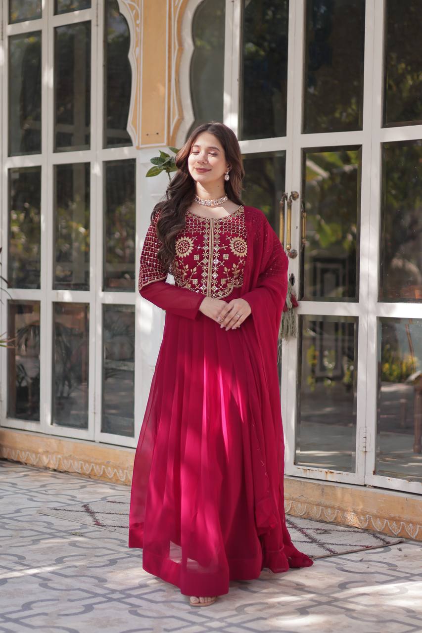 Graceful Faux Blooming Georgette Gown With Dupatta