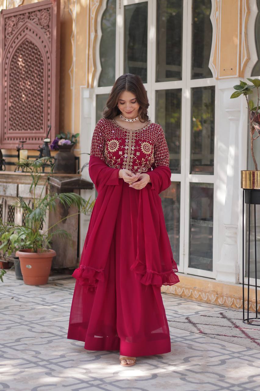 Graceful Faux Blooming Georgette Gown With Dupatta