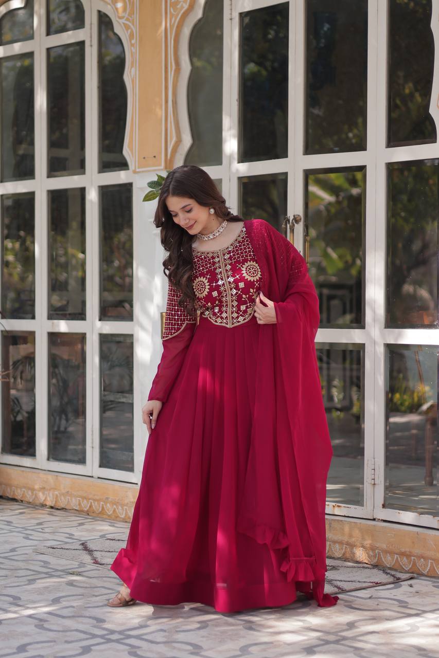 Graceful Faux Blooming Georgette Gown With Dupatta