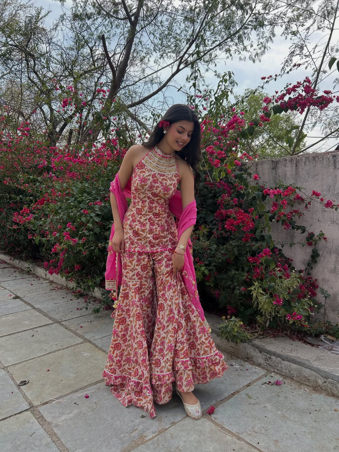 dress with sharara Wedding, Sangeet & Party Wear Indian Virasat Pink Printed Cotton Shara – INDIAN ELEGANCE The kurta is crafted SHEIN Clasi Women's Plus Size:9 E Web Collection: Porto Bendita