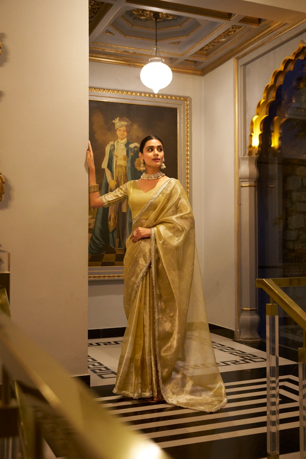 Elegant Tissue Shimmer Saree With Zari Weaving Work