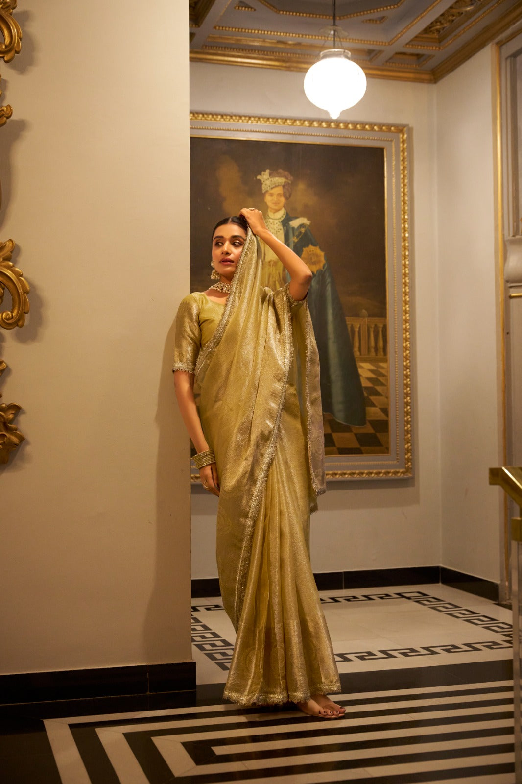 Elegant Tissue Shimmer Saree With Zari Weaving Work