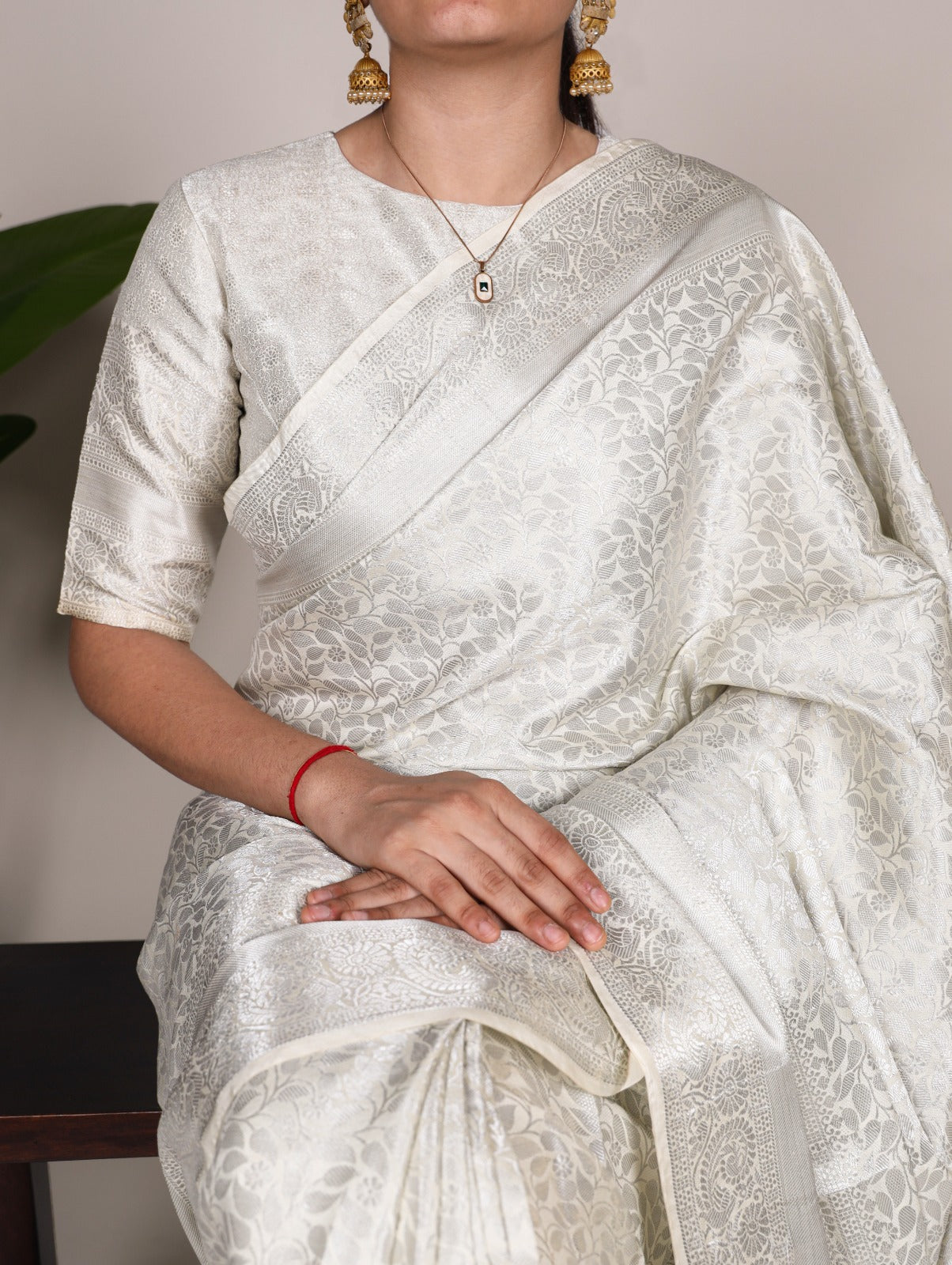 Exquisite Off White Kanjivaram Silk Zari Weaving Worked Saree - INDIAN ELEGANCE