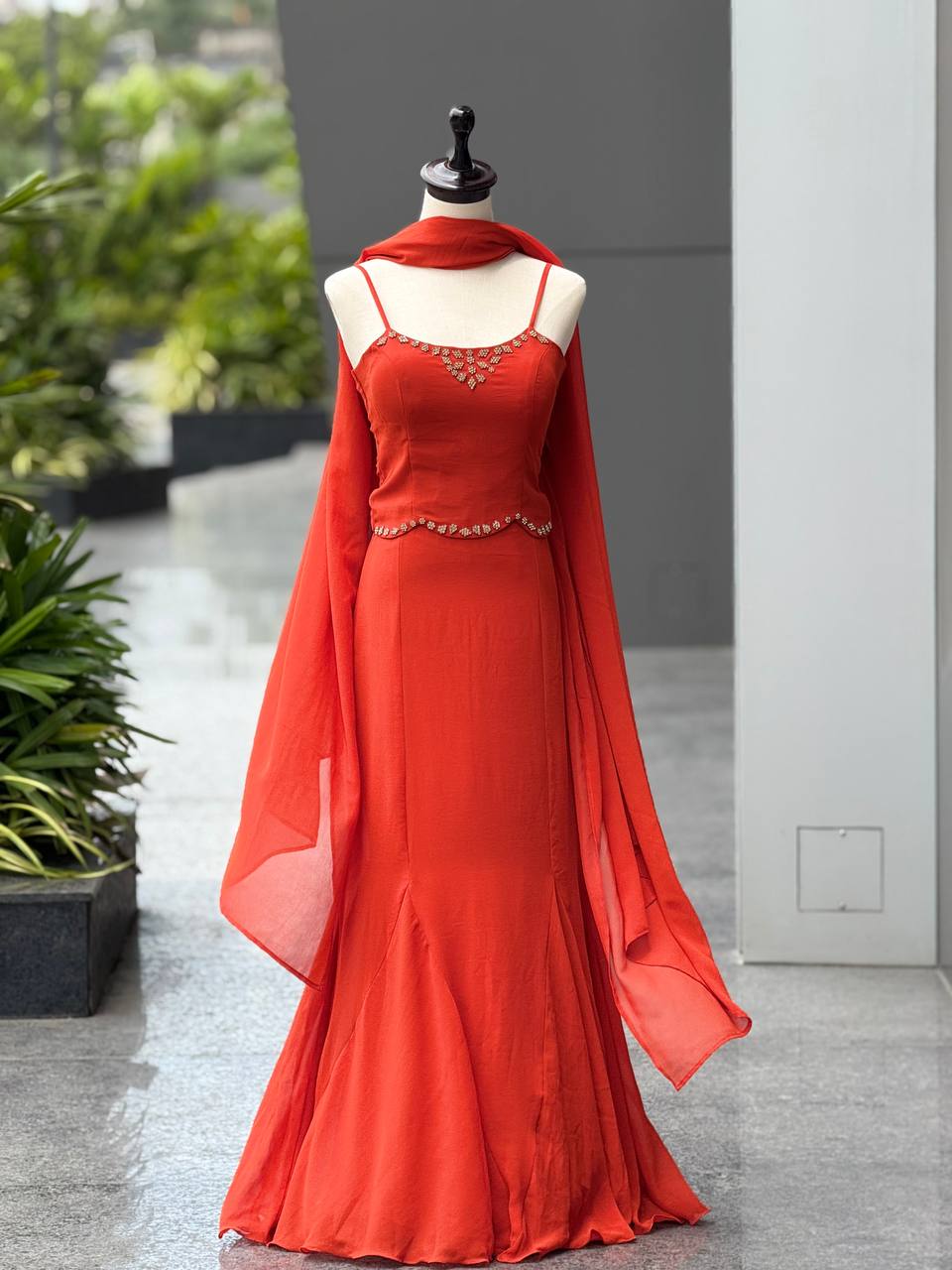 90’s Style Red Georgette Fish Cut Skirt Set for Women