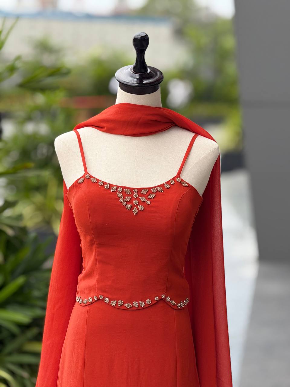 90’s Style Red Georgette Fish Cut Skirt Set for Women