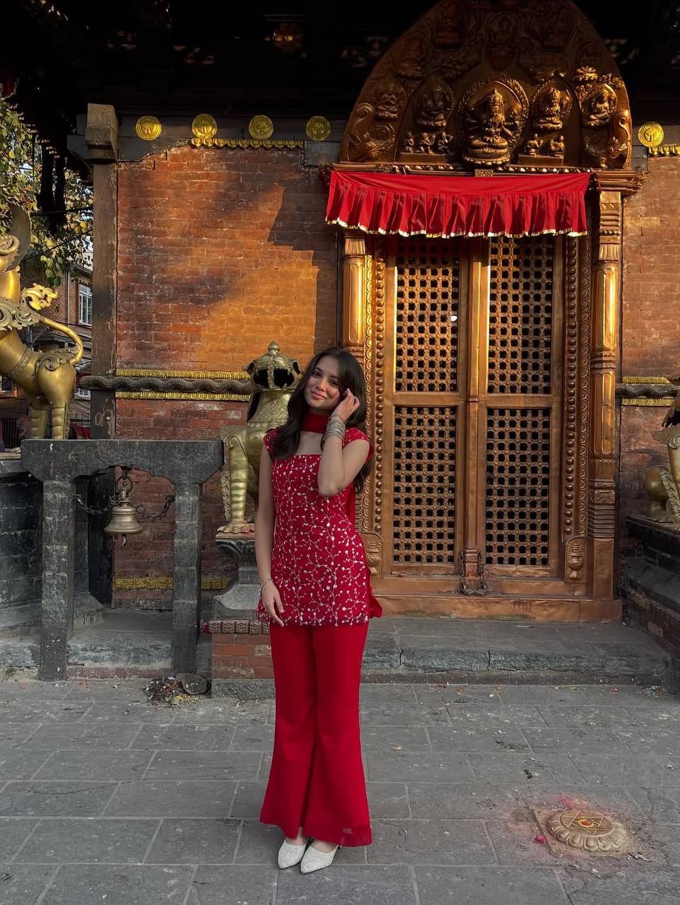 Red 90s Style Fish Cut Kurta Set with Bootcut Pants – Sequins Georgette Party Wear Outfit for Women | Farewell, Sangeet, College & Wedding Look
