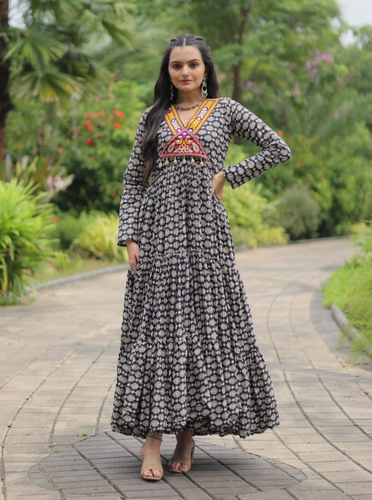 Ravishing Black Cotton Kutchi Gamthi Worked Navratri Gown - INDIAN ELEGANCE