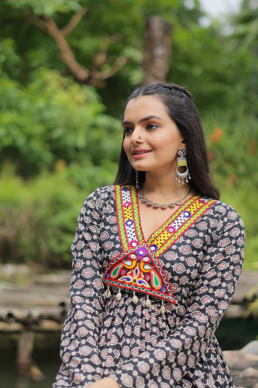 Ravishing Black Cotton Kutchi Gamthi Worked Navratri Gown - INDIAN ELEGANCE