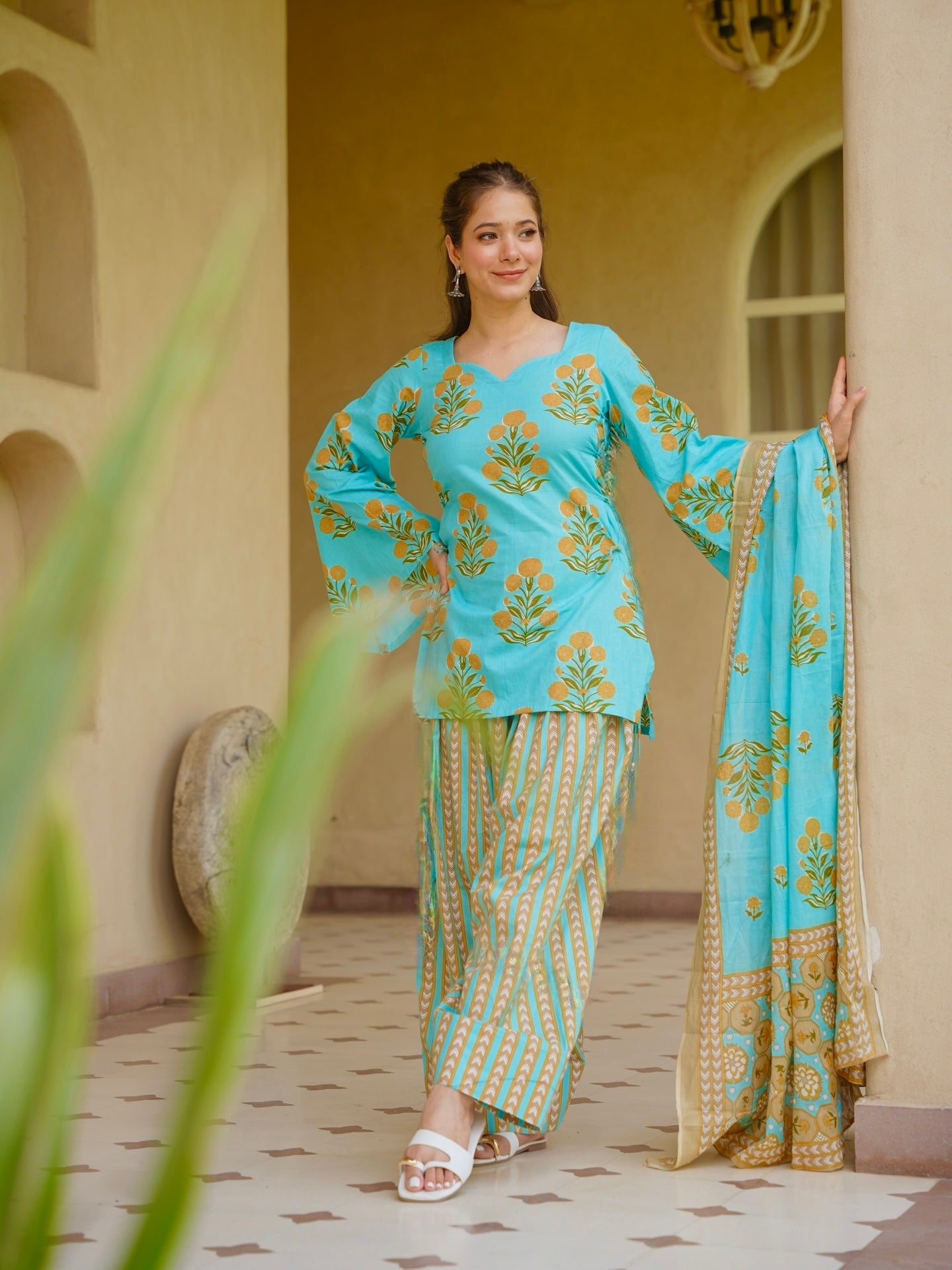 Pure Cambric Cotton Digital Print Kurta Set | Farshi Pant & Dupatta for Women