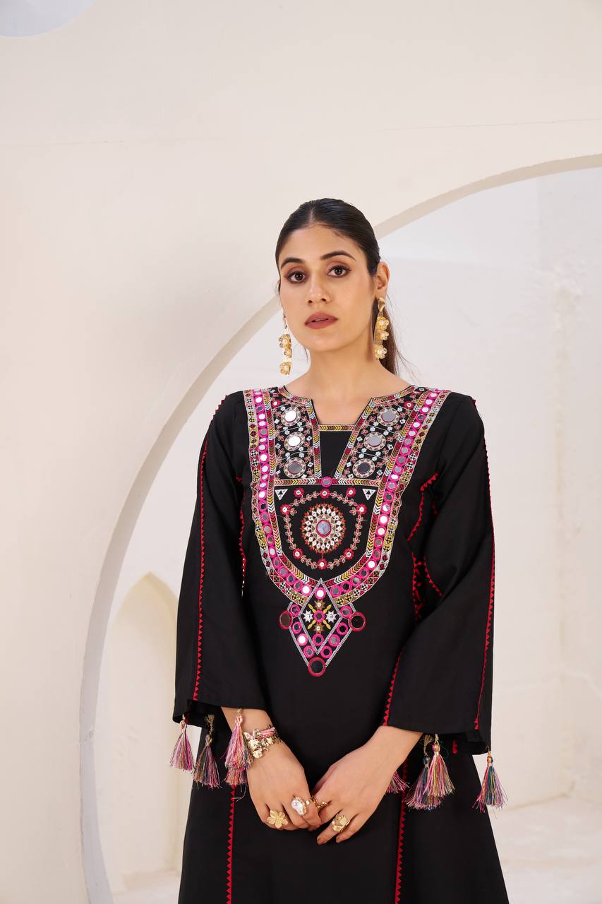 Women Ethnic Embroidered Regular Mirror  Kurta with Palazzos