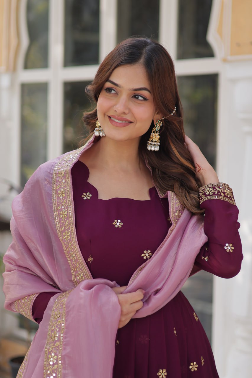 Graceful Star Georgette Gown Set with Gold Crush Dupatta