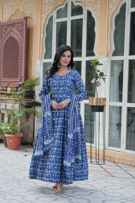 Elegant Pure Cotton Suit Set Full Sleeves With Matching Dupatta