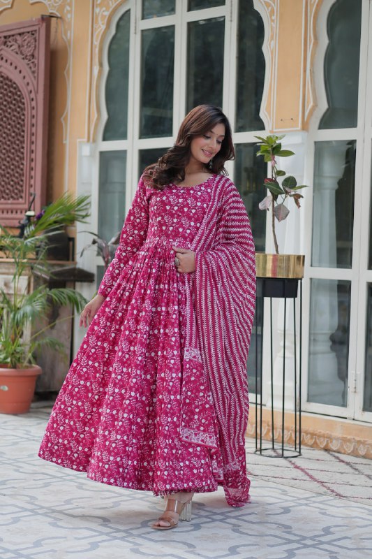 Elegant Pure Cotton Suit Set Full Sleeves With Matching Dupatta