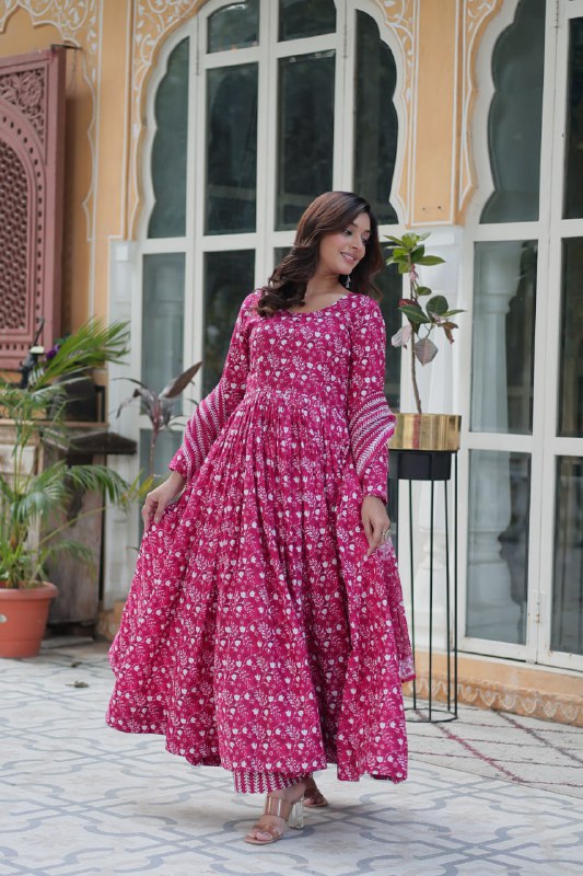 Elegant Pure Cotton Suit Set Full Sleeves With Matching Dupatta