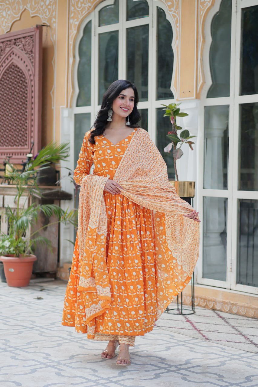 Graceful Pure Cotton 3-Piece Suit Set