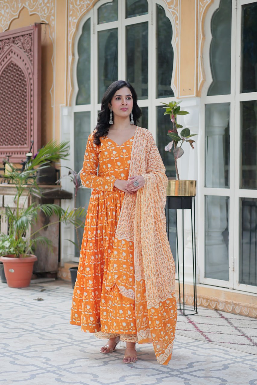 Graceful Pure Cotton 3-Piece Suit Set
