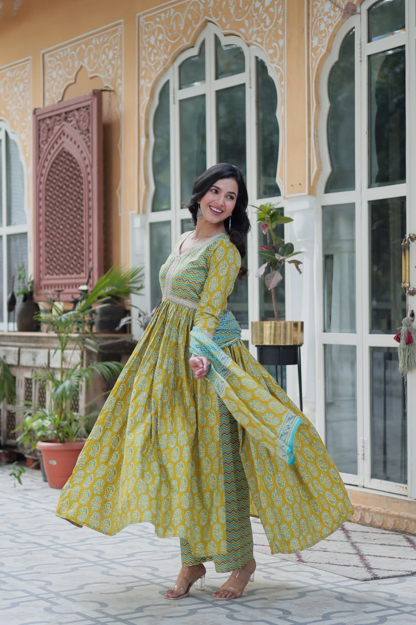 Arresting Pure Cotton 3-Piece Suit Set