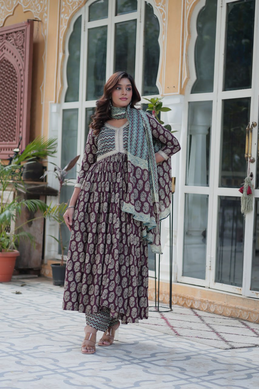 Arresting Pure Cotton 3-Piece Suit Set