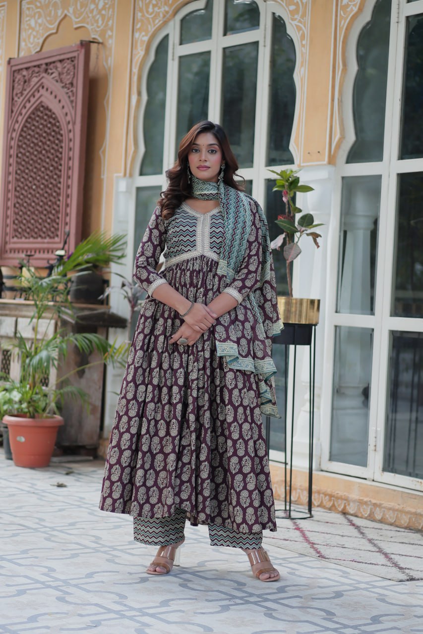 Arresting Pure Cotton 3-Piece Suit Set