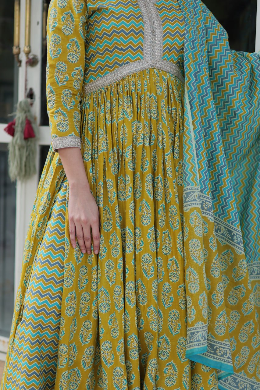Arresting Pure Cotton 3-Piece Suit Set