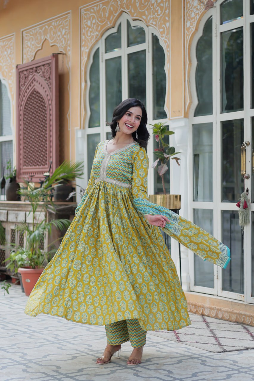 Arresting Pure Cotton 3-Piece Suit Set