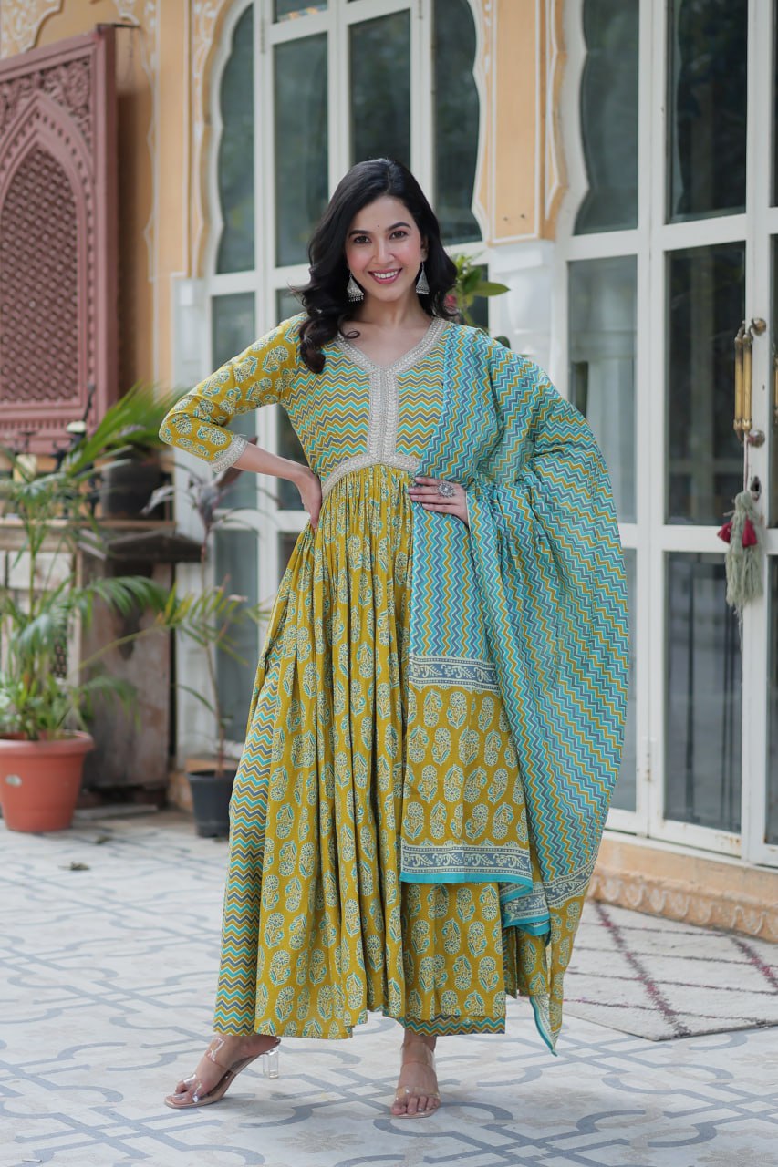 Arresting Pure Cotton 3-Piece Suit Set