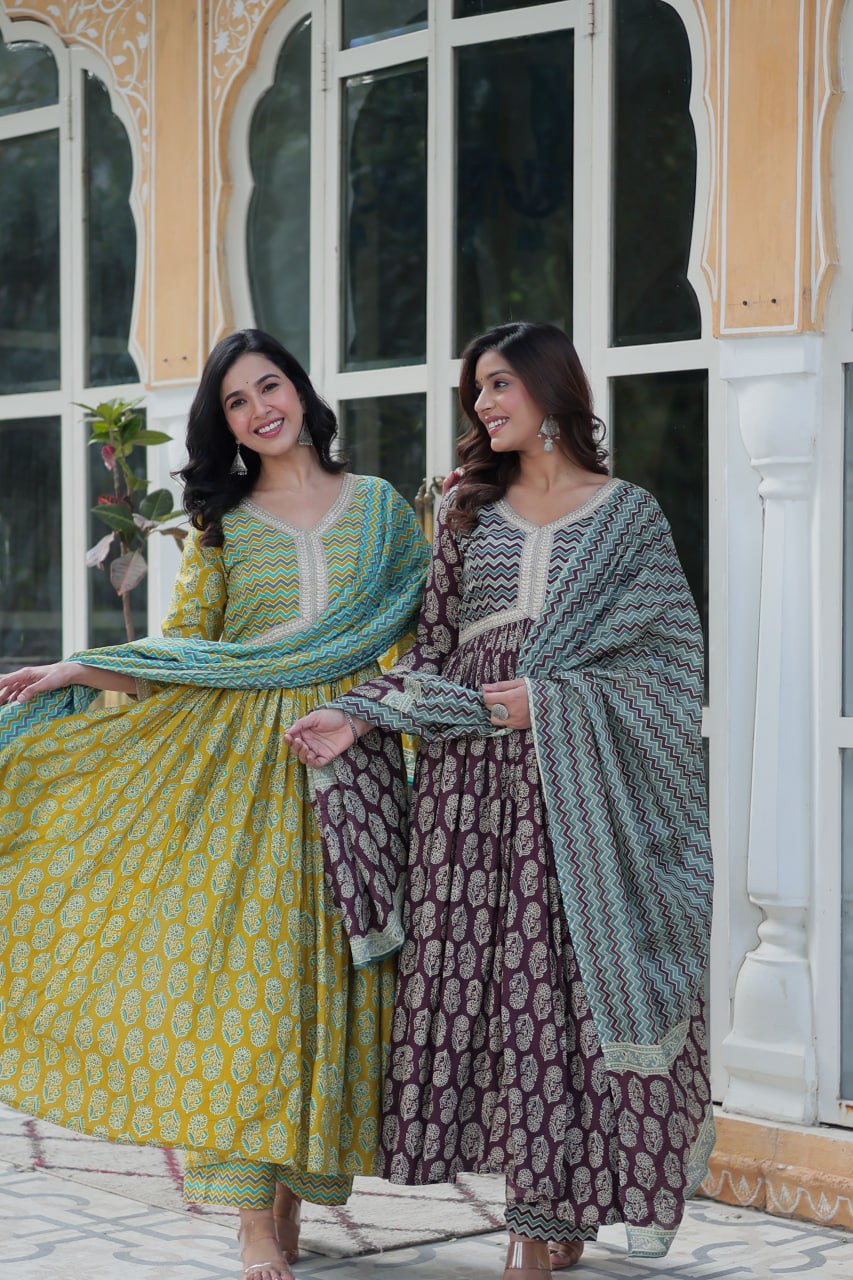 Arresting Pure Cotton 3-Piece Suit Set
