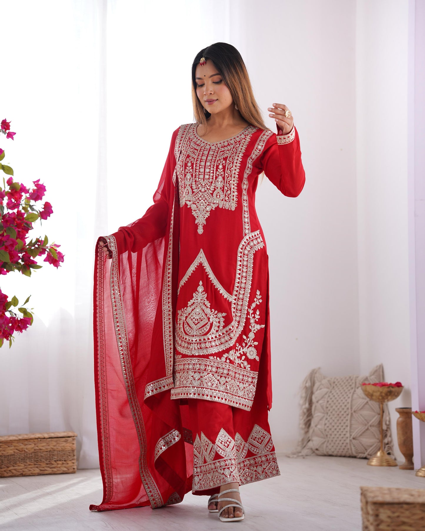 Elegant Vichitra Silk Kurta Set with Dupatta & Pant