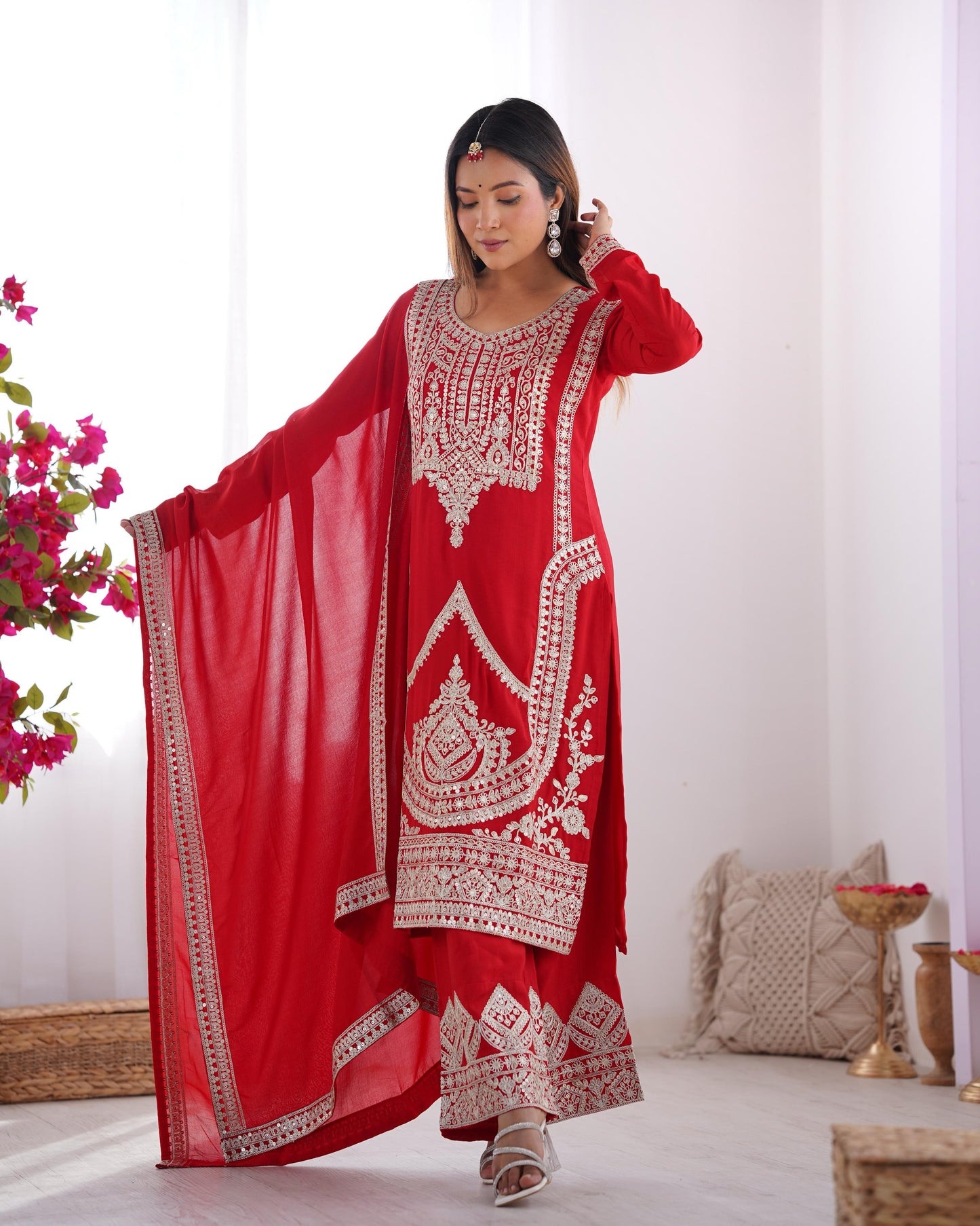 Elegant Vichitra Silk Kurta Set with Dupatta & Pant