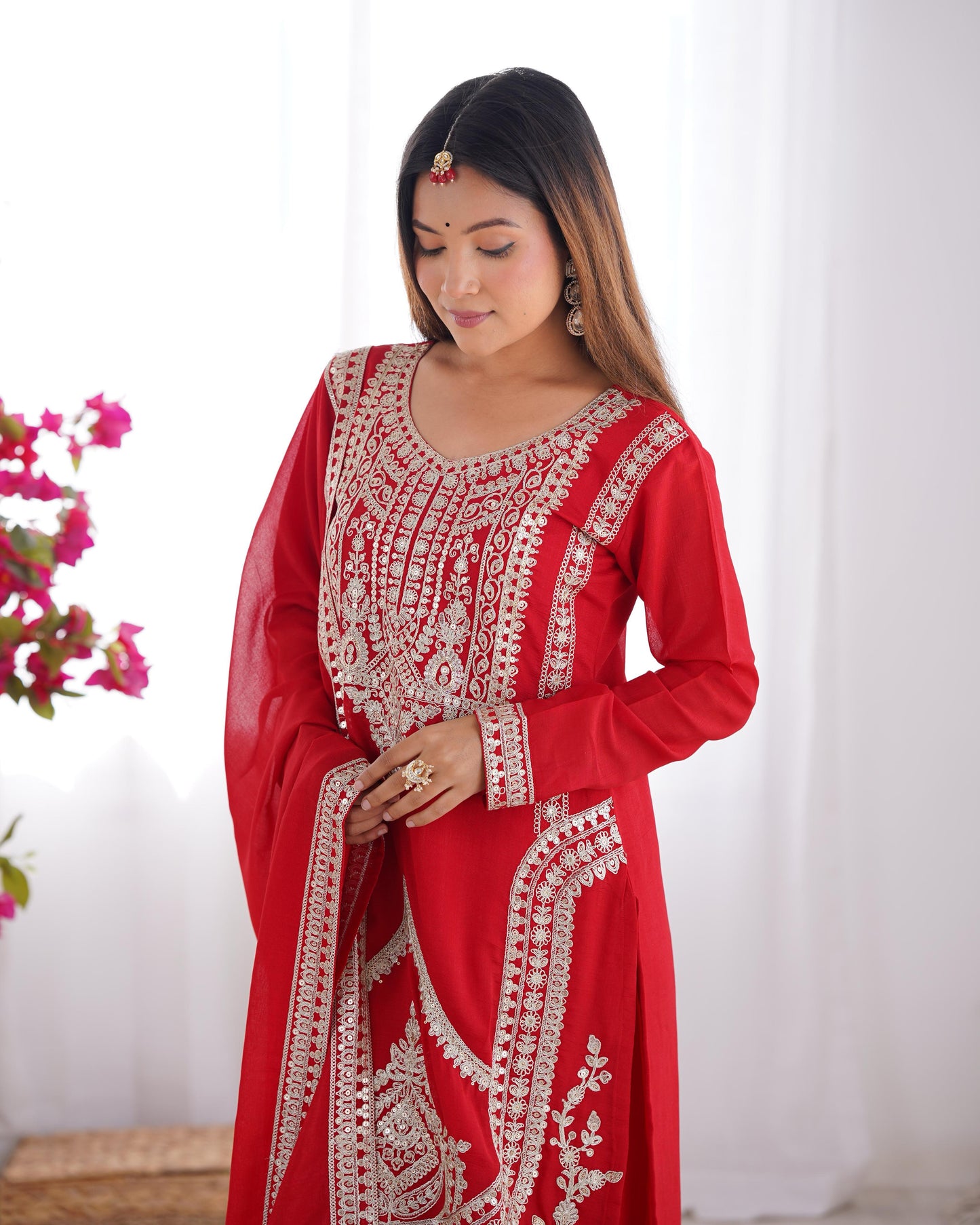 Elegant Vichitra Silk Kurta Set with Dupatta & Pant