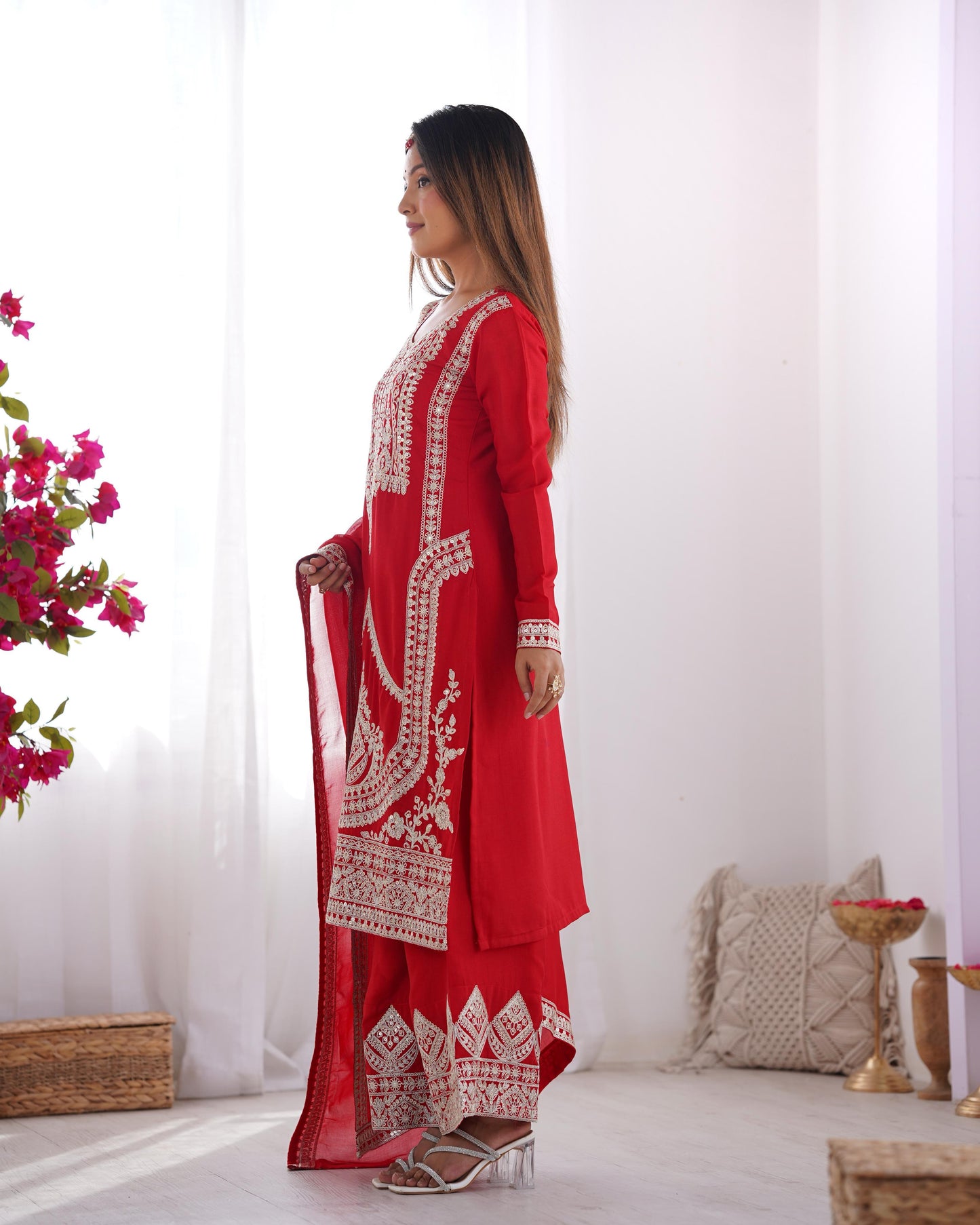 Elegant Vichitra Silk Kurta Set with Dupatta & Pant