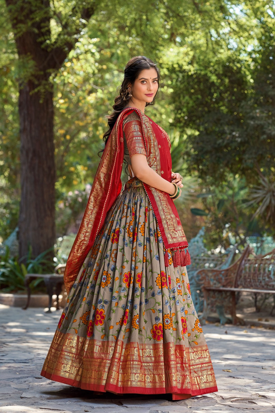 Elegant Gray Tussar Silk Kalamkari Printed Lehenga Choli Set - INDIAN ELEGANCE