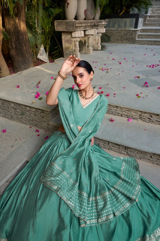 Resplendent Pure Chanderi Silk Zari Weaving Worked Lehenga Choli