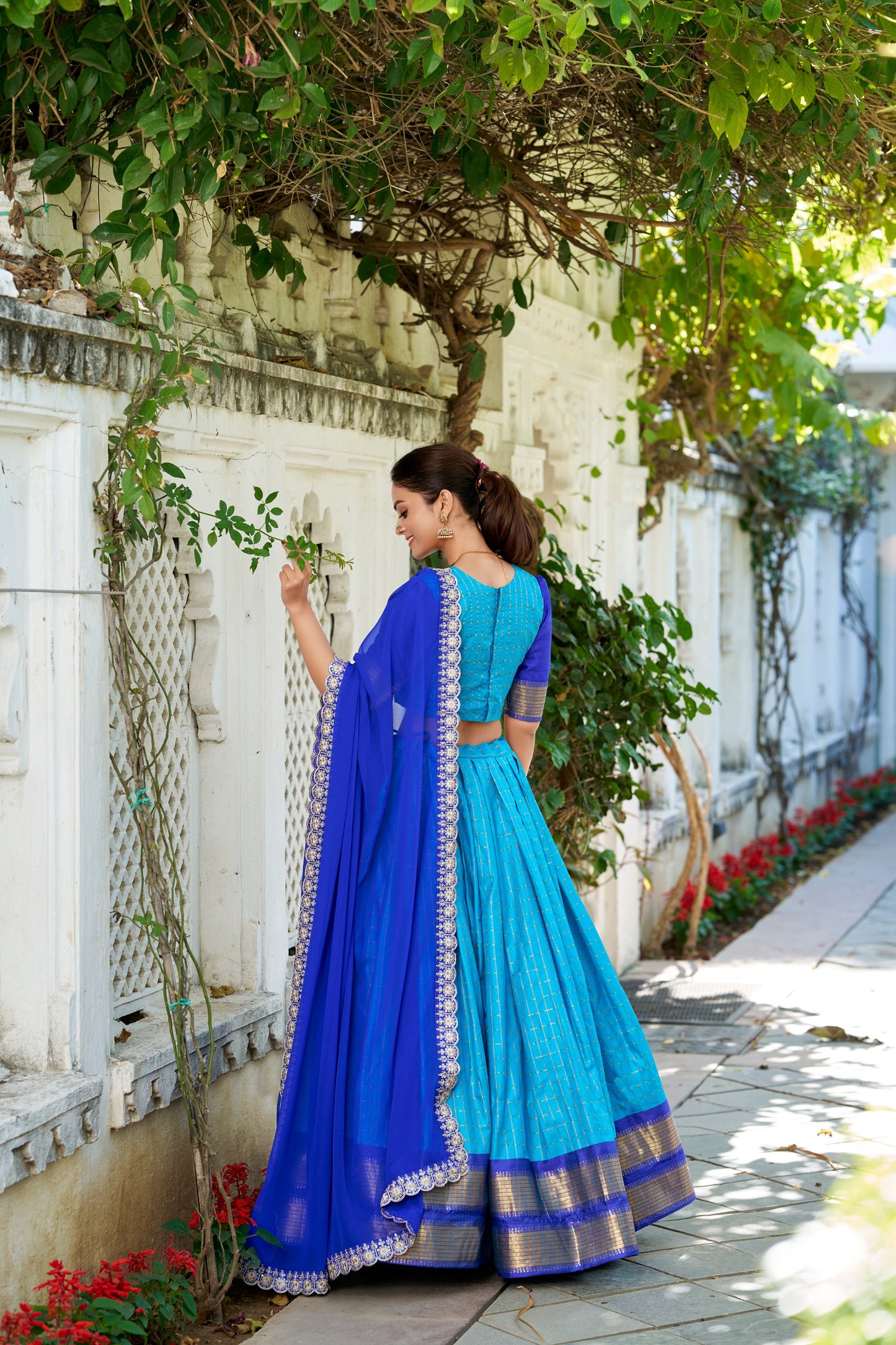 Stylish Zari Chex Weaving Worked Lehenga Choli Set