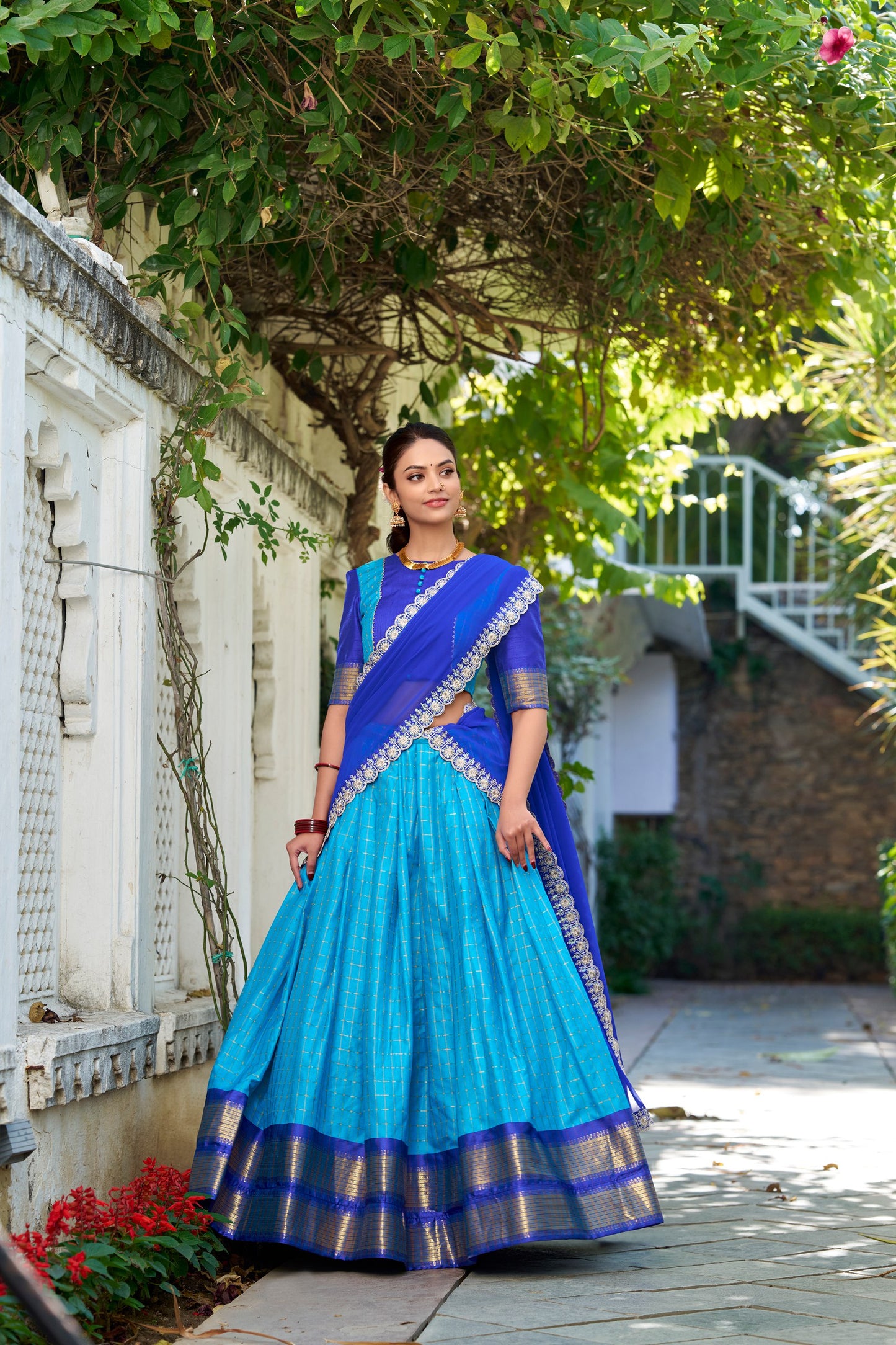 Stylish Zari Chex Weaving Worked Lehenga Choli Set