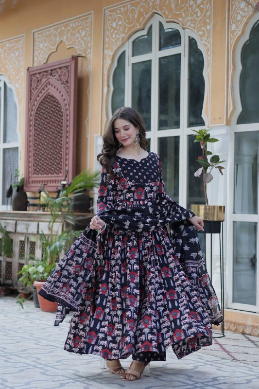 Elegant Pure Cotton Suit Set with Fancy Round Neck With Matching Dupatta