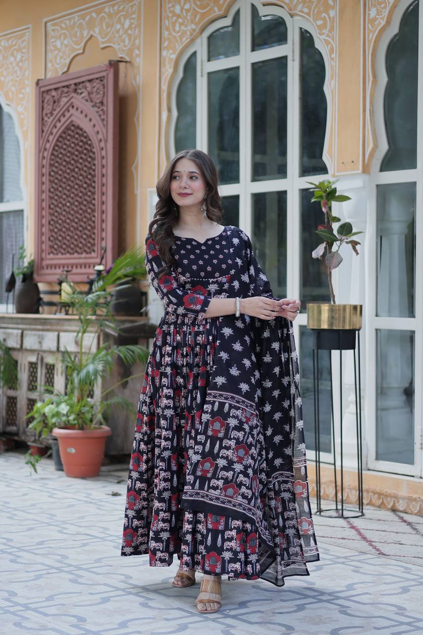 Elegant Pure Cotton Suit Set with Fancy Round Neck With Matching Dupatta