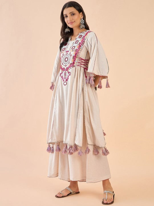 Women Ethnic Embroidered Regular Mirror  Kurta with Palazzos